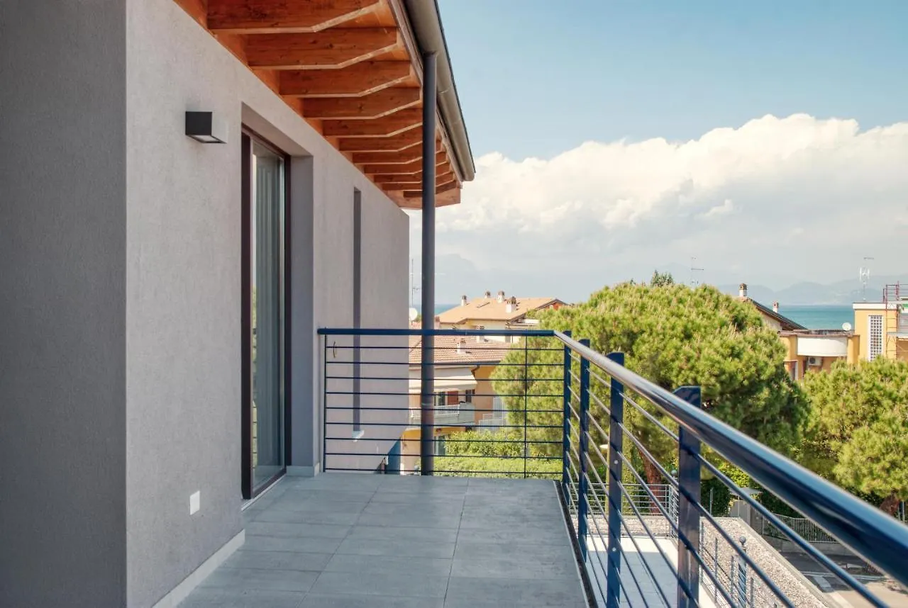 Residenza Puoti contacts