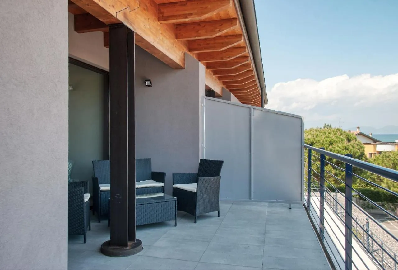 Residenza Puoti Apartment Peschiera del Garda
