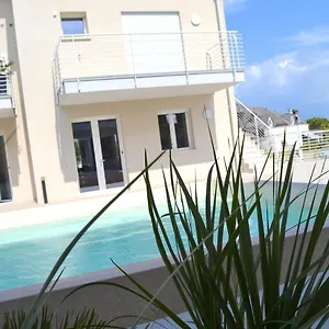 Aura Ar Holiday-home Appartement